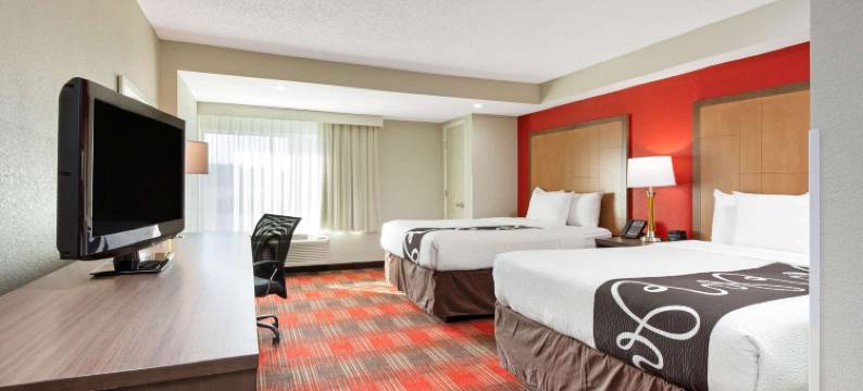 华盛顿地铁首都环带拉昆塔温德姆套房酒店(La Quinta Inn & Suites by Wyndham DC Metro Capital Beltway)图片