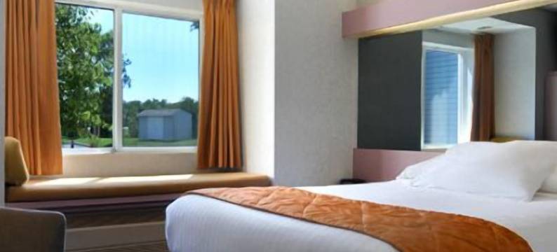 托纳万达中心路酒店(CenterWay Hotel Tonawanda)图片