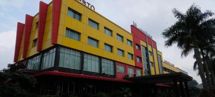 茂物安姆温酒店(M-One Hotel Bogor)图片
