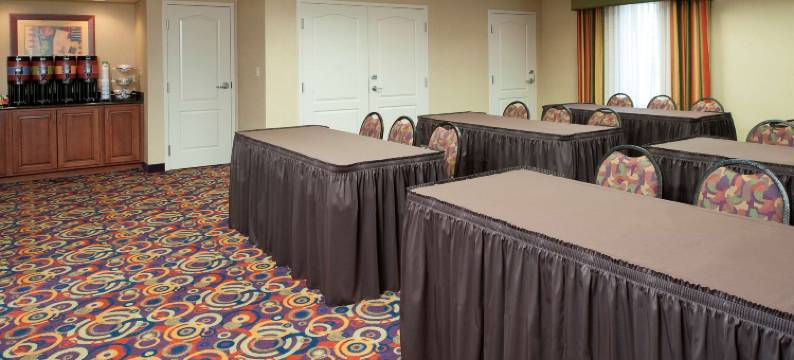 希尔顿欢朋酒店-马科姆(Hampton Inn Macomb)图片