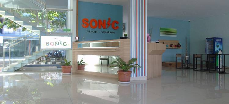三宝垄索尼克机场酒店(Hotel Sonic Airport Semarang)图片