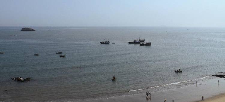 阳西沙扒湾观海小屋图片