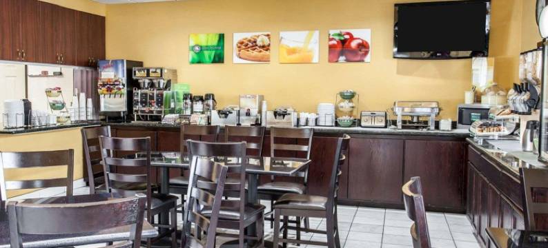 贝灵厄姆凯艺酒店大套房(Quality Inn Grand Suites Bellingham)图片