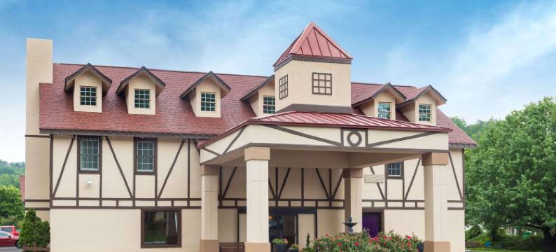 海伦呗盟套房酒店(Baymont by Wyndham Helen)图片