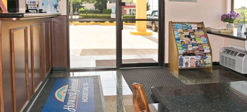 休斯顿高地/市中心温德姆豪生汽车旅馆(Howard Johnson by Wyndham Houston Heights/Downtown)图片