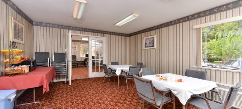 休斯顿布鲁克NW美洲最佳价值套房酒店(Americas Best Value Inn & Suites Houston/Brookhollow Northwest)图片