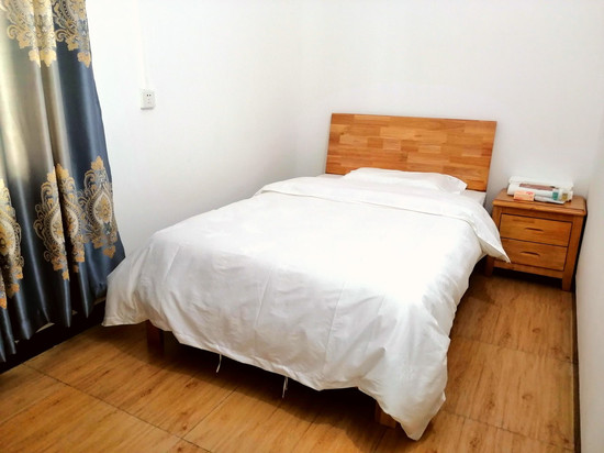 房东梁先生公寓(水台街分店)