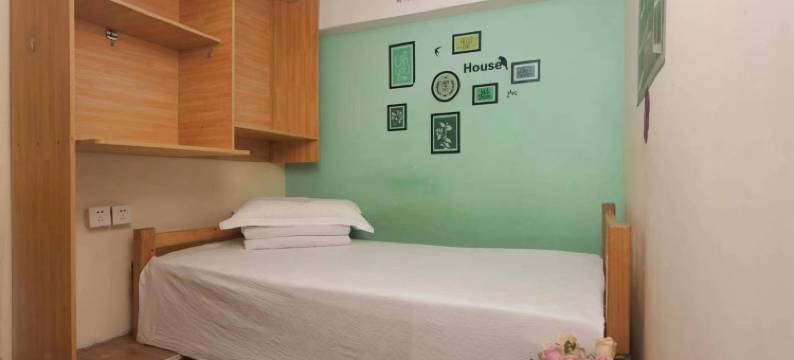 郗家小寓台东地铁口啤酒博物馆客栈(芙蓉路1号分店)图片