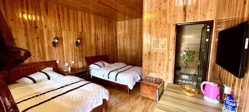 雪山阁客栈(东环线1号分店)图片