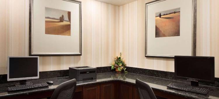 江山旅馆及套房 - 尚佩恩诺斯(Country Inn & Suites by Radisson, Champaign North, IL)图片