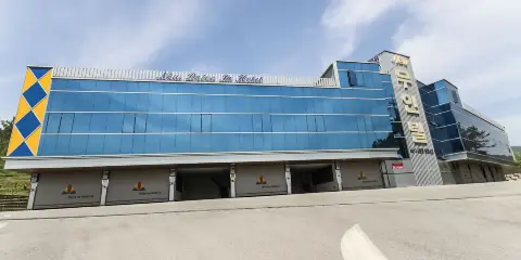 Muan New Drive in Hotel