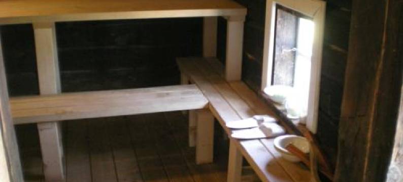 Senosios Geguzines Ukis图片