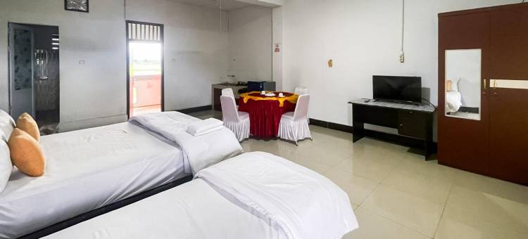 RedDoorz near Salib Kasih Tarutung图片