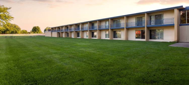 贝城温德姆呗盟汽车旅馆(Baymont by Wyndham Bay City)图片