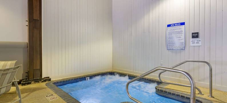 北圣保罗秀尔维贝斯特韦斯特优质酒店(Best Western Plus St. Paul North/Shoreview)图片