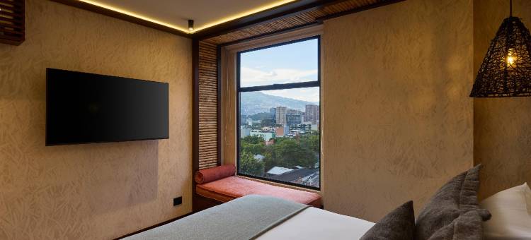 金色山谷酒店(Golden Valley Hotel)图片
