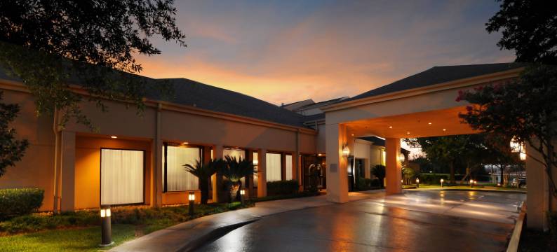 休斯顿霍比机场万怡酒店(Courtyard Houston Hobby Airport)图片