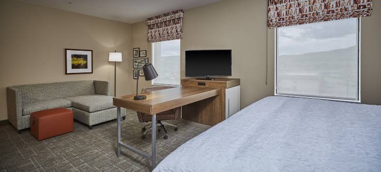 罗斯堡欢朋套房酒店(Hampton Inn & Suites Roseburg)图片