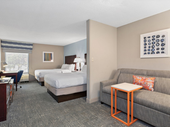 希尔顿欢朋酒店-岩石丘