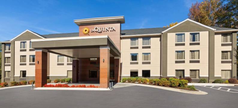 斯内尔维尔石头山拉昆塔温德姆套房酒店(La Quinta Inn & Suites by Wyndham Snellville-Stone Mountain)图片