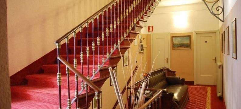 里维埃拉酒店(Hotel Riviera)图片