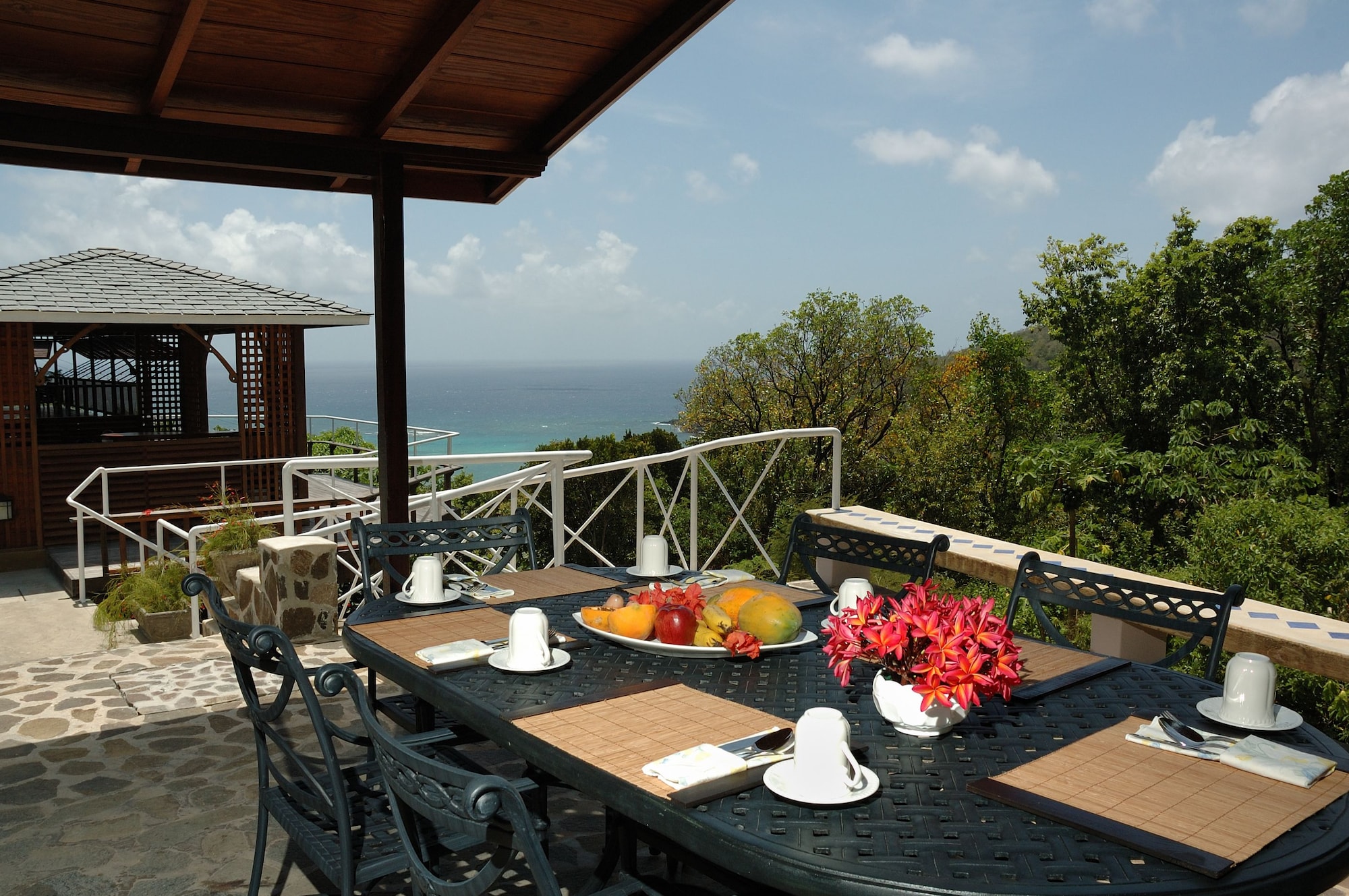 Spring Hotel BequiaOver view