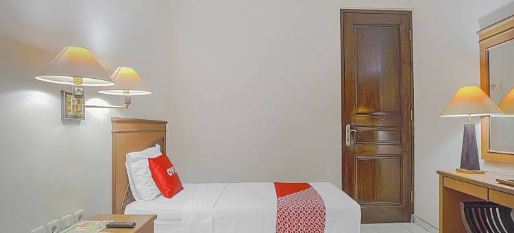 OYO Life 90589 棕榈花园酒店(OYO Life 90589 Palem Garden Hotel)图片