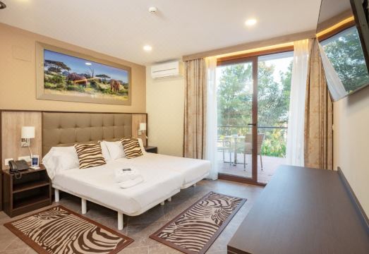 Hotel Admiral San Roque Hotel Overview