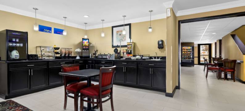 基诺沙贝斯特韦斯特酒店(Best Western Kenosha Inn)图片