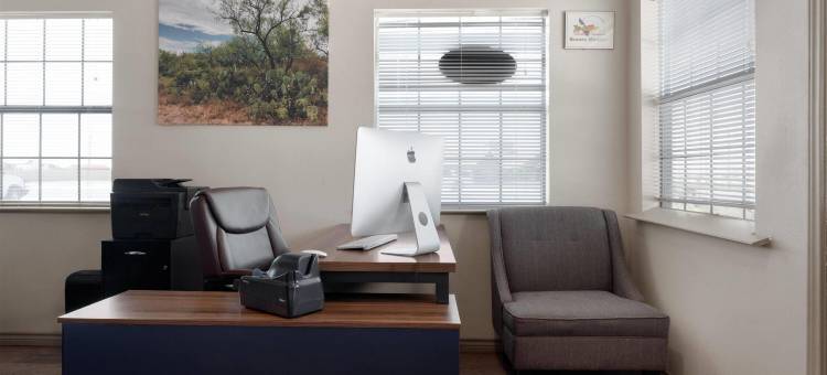 安德鲁斯鹰巢套房酒店 - 温德姆旅屋酒店(Eagle's Den Suites Andrews a Travelodge by Wyndham)图片