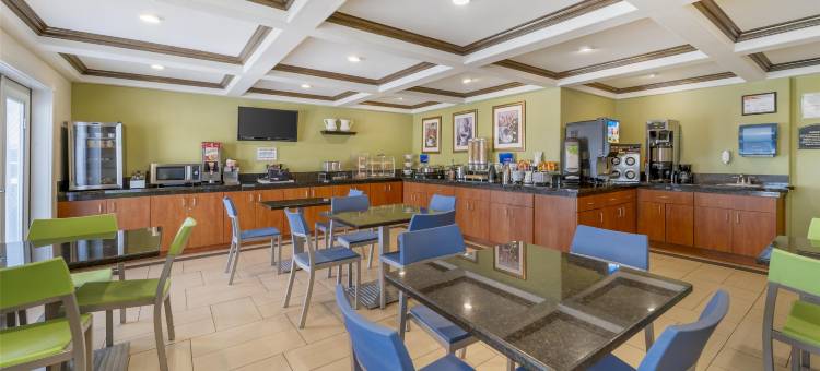 羚羊贝斯特韦斯特酒店(Best Western Antelope Inn  Suites)图片