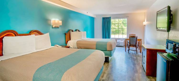 格兰德河6号汽车旅馆(Motel 6 Grand Rivers, KY)图片