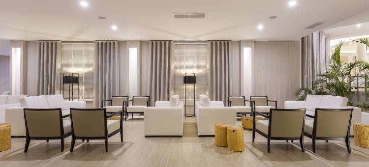 AP阿德里亚纳海滩度假村(AP Adriana Beach Resort)图片