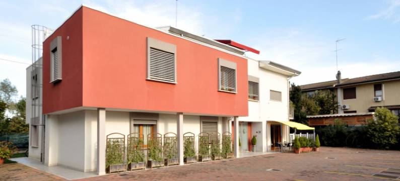 梅萨露娜酒店(Hotel Mezzaluna)图片