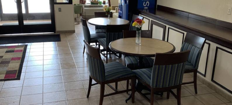 阿米莉亚套房酒店(Amelia Inn & Suites)图片