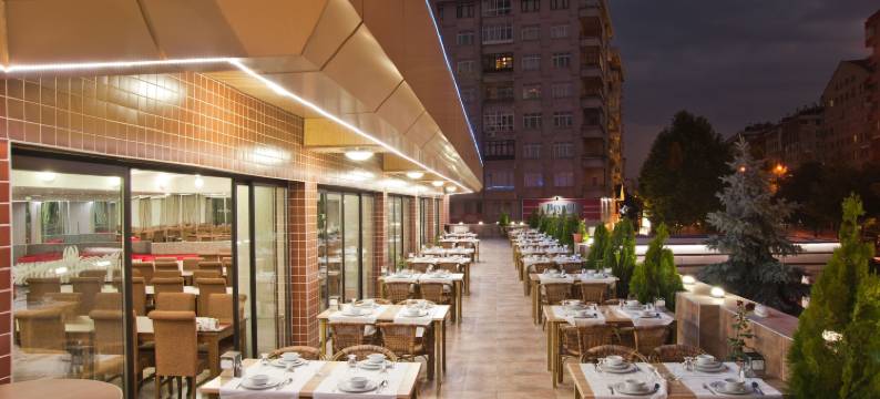 丹达尔酒店(Dündar Hotel)图片