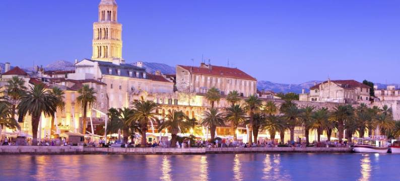 弗罗丝华丽酒店(Flos Luxury Rooms)图片