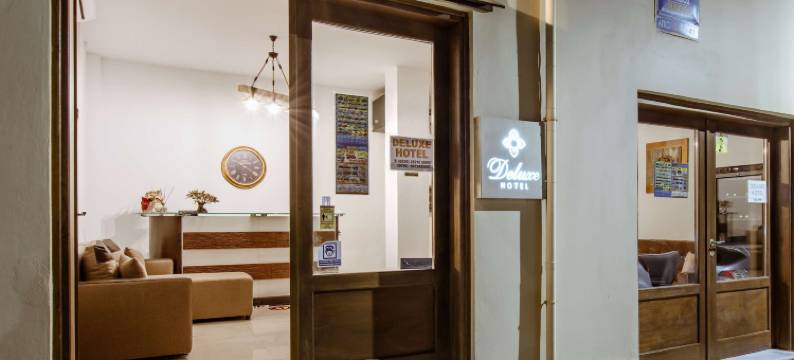 华丽套房酒店(Deluxe Suites)图片