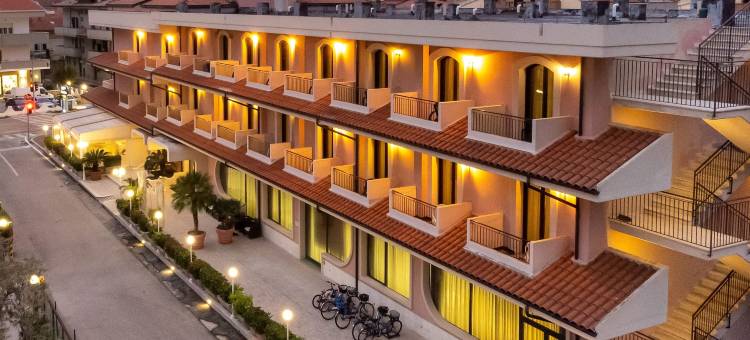 埃莱娜别墅酒店(Hotel Villa Elena)图片