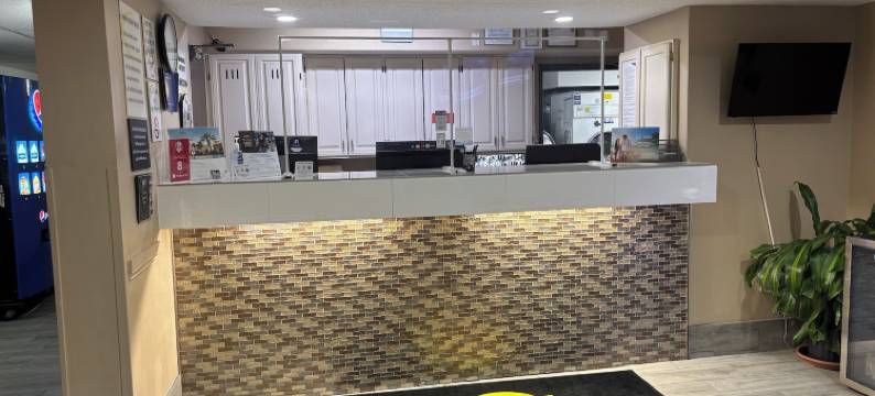 蒙德莱因-利伯蒂维尔地区速8酒店(Super 8 by Wyndham Mundelein/Libertyville Area)图片