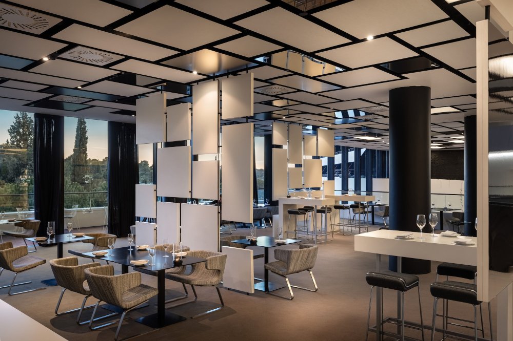 Lone Hotel by Maistra Collection Over view