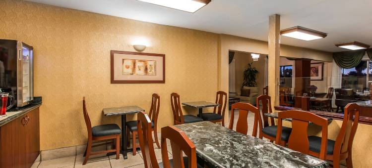 凯艺酒店-近中国湖海军基地(Quality Inn Near China Lake Naval Station)图片