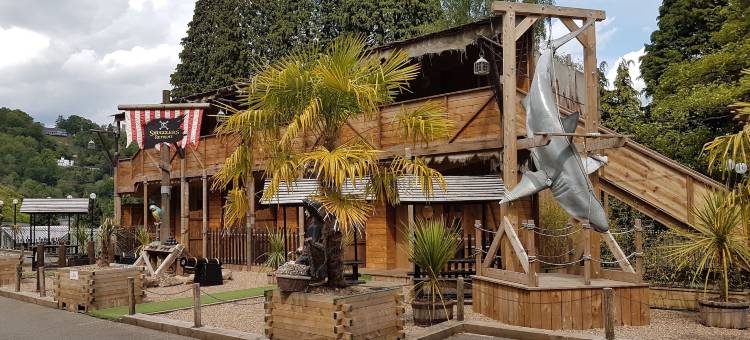 马特洛克巴斯格列佛度假村(Explorers Retreat Matlock Bath)图片
