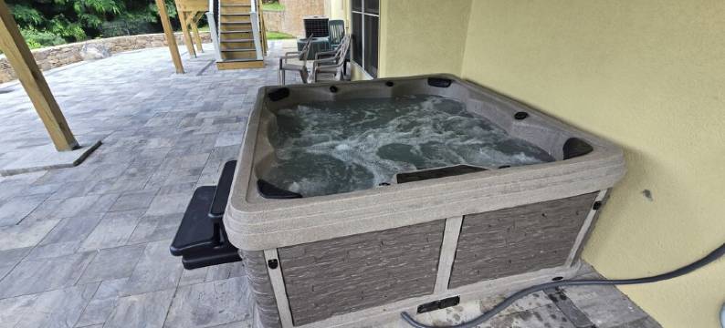 Sleeps 15!  Views Forever, Large Executive Home, Fast Wi-Fi, Hot Tub & Fire Pit图片