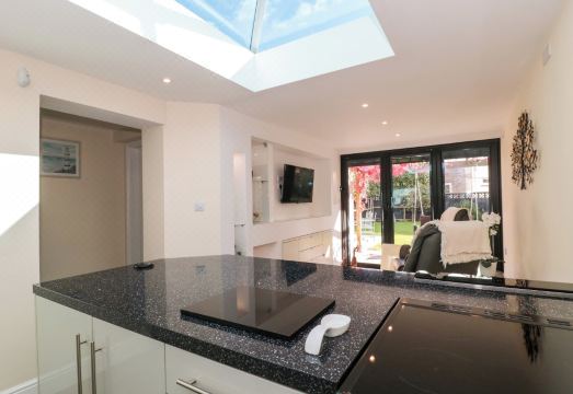 Minime Hotel Overview