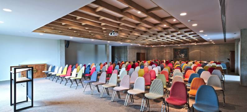 瓦尔之地庄园(Domaine des Terres du Val)图片