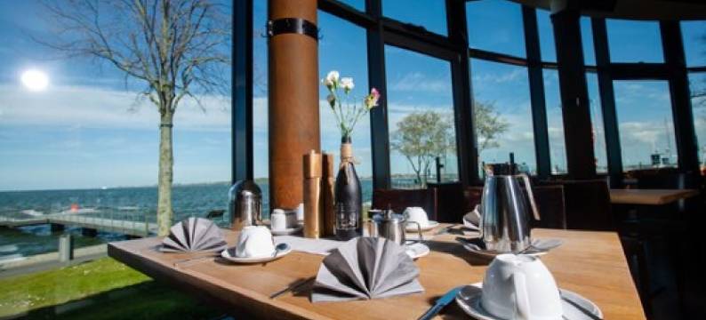 施特拉尔松海芬瑞斯登兹酒店(Hotel Hafenresidenz Stralsund)图片