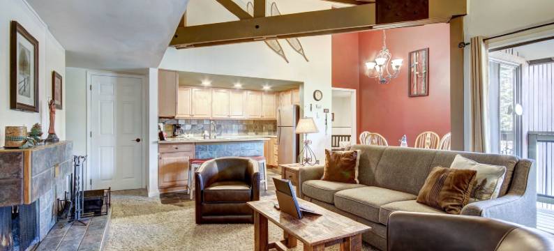 2卧室/2浴室公寓在班车路线 - 野爱尔兰人1015 - 游泳池和更多！(2Br/2BA Condo on Shuttle Route - Wild Irishman 1015 - Pool & More!)图片