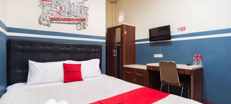 红多兹Plus酒店-近印度尼西亚大学(RedDoorz Plus Near Universitas Indonesia)图片