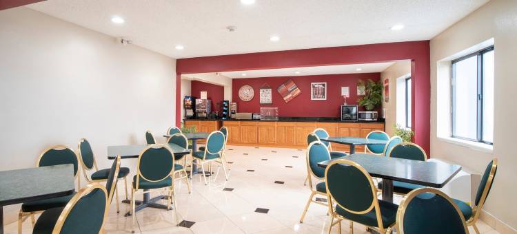 OYO Townhouse Houston Airport North图片